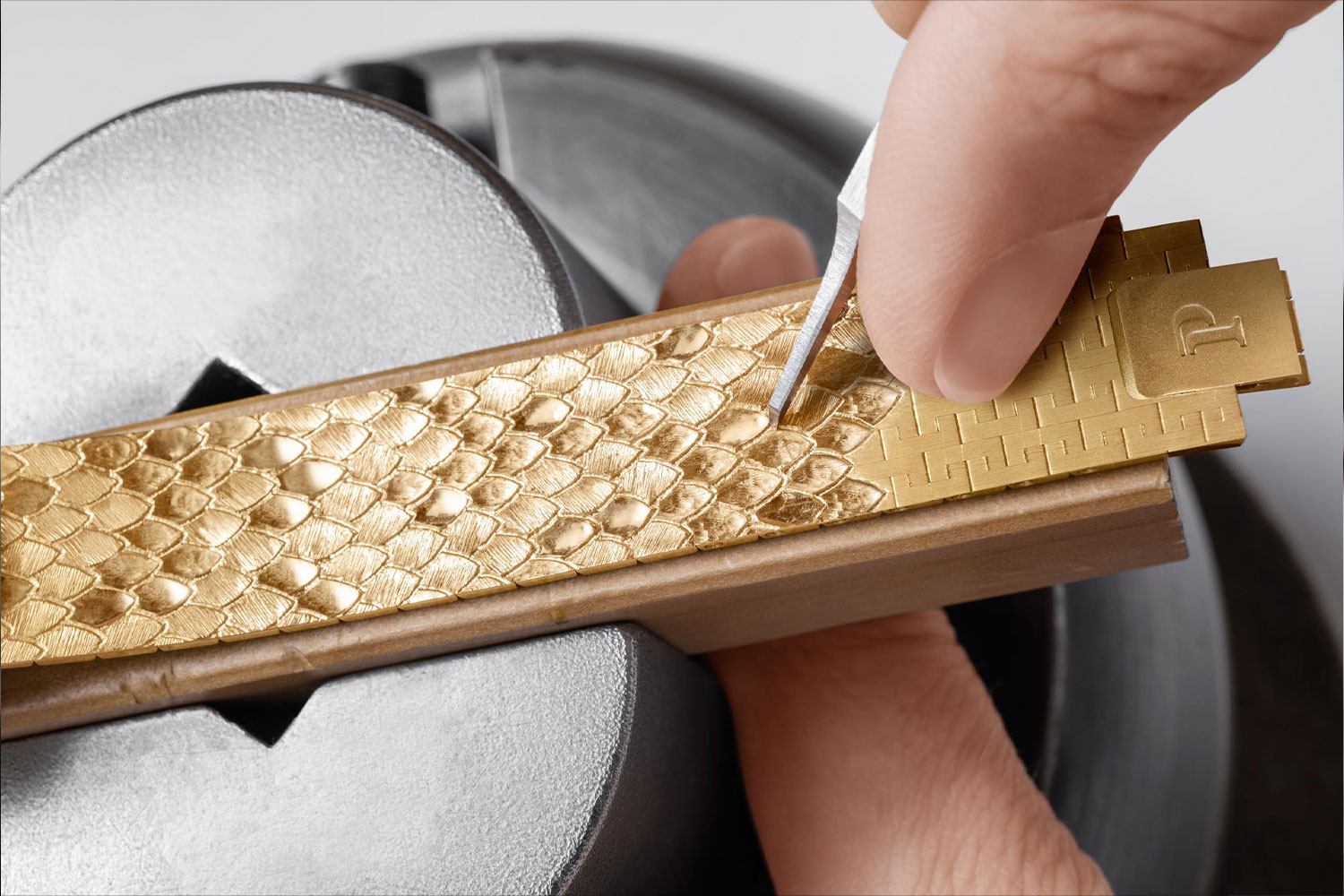 The art of gold crafting by Piaget