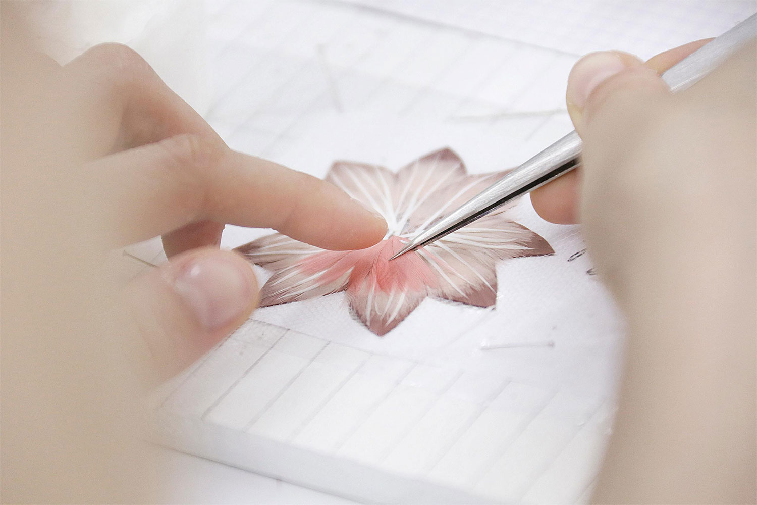 Feathers and flowers by Lemarié