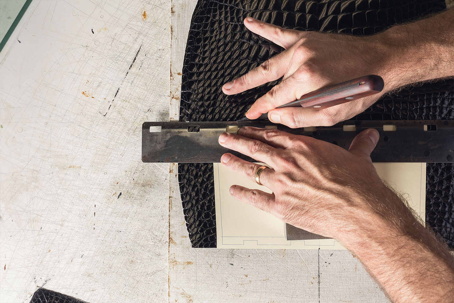 革製品 by ヴァレクストラ